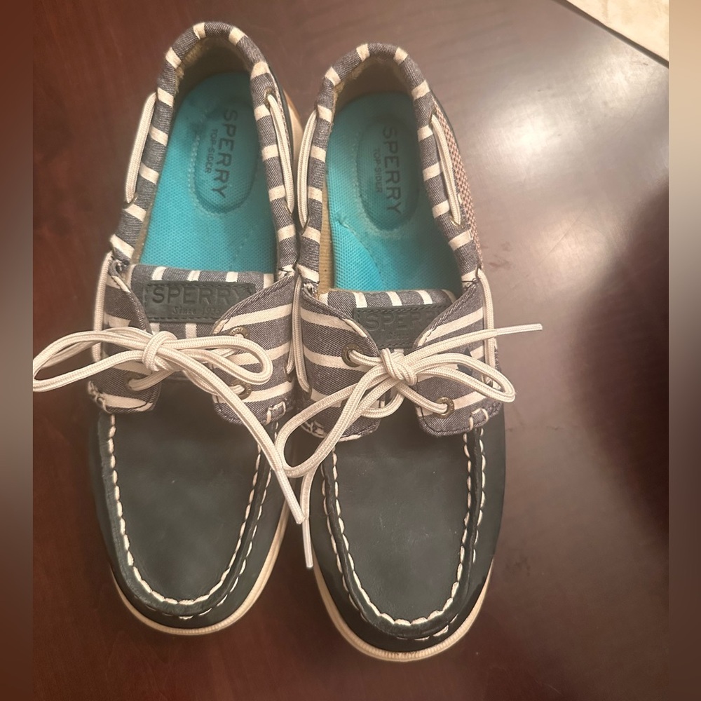 Sperry Striped Navy